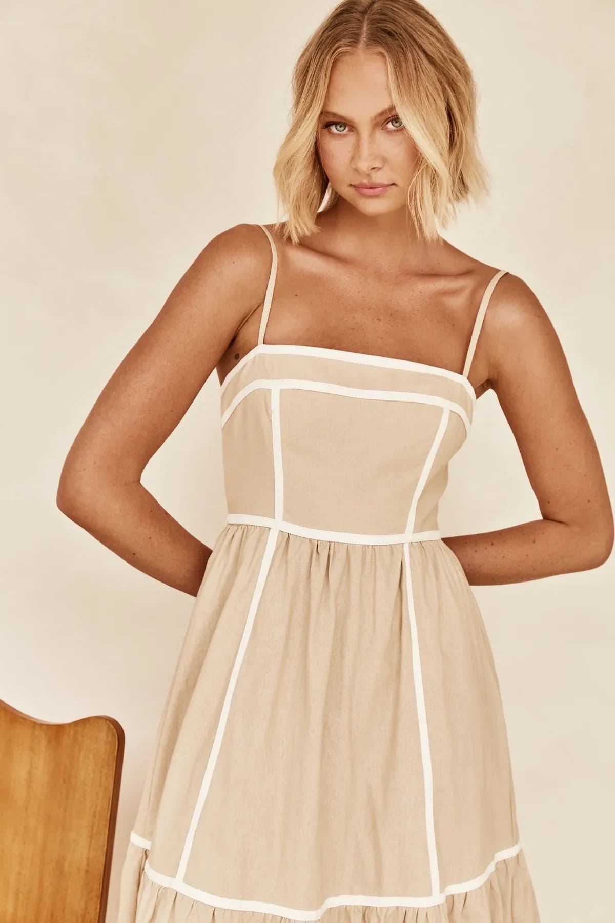 vestido-midi-bege-itacare-03