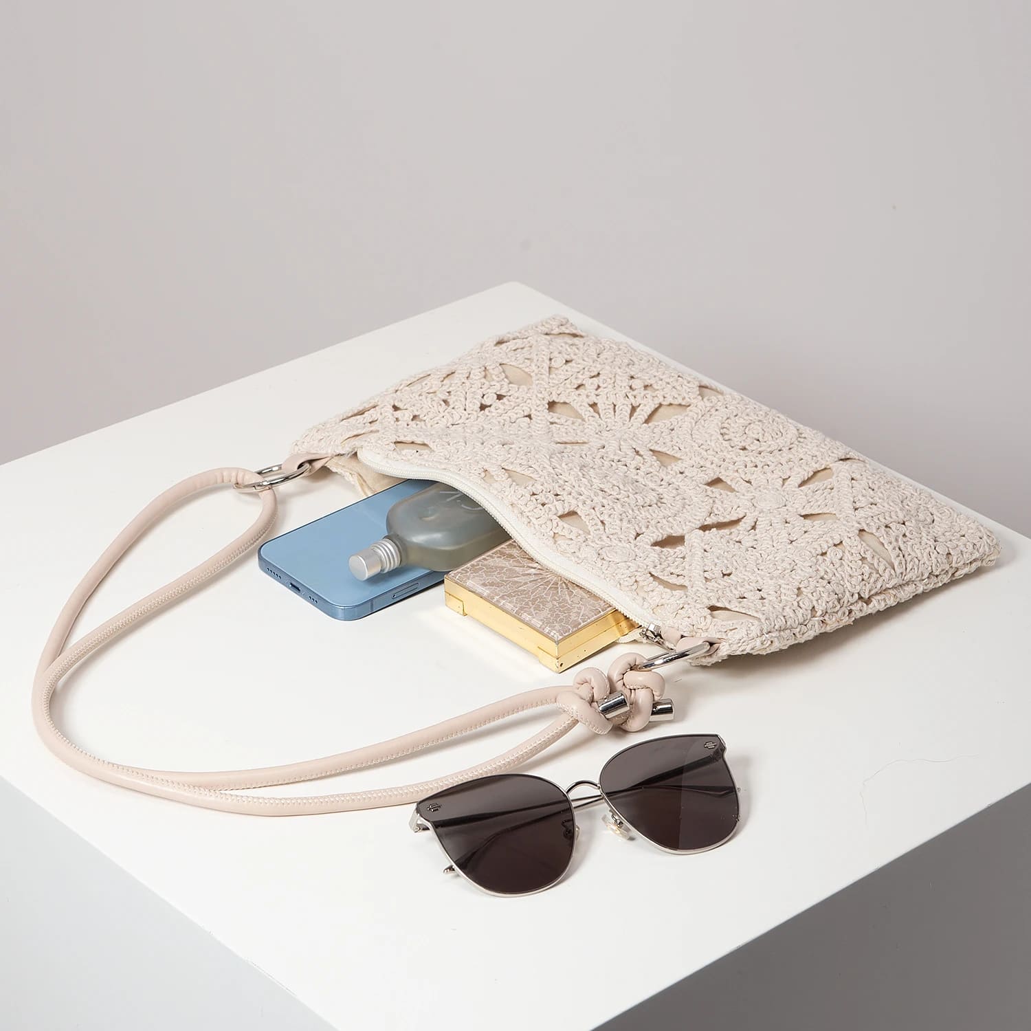 bolsa-de-croche-branca-el-nido-05