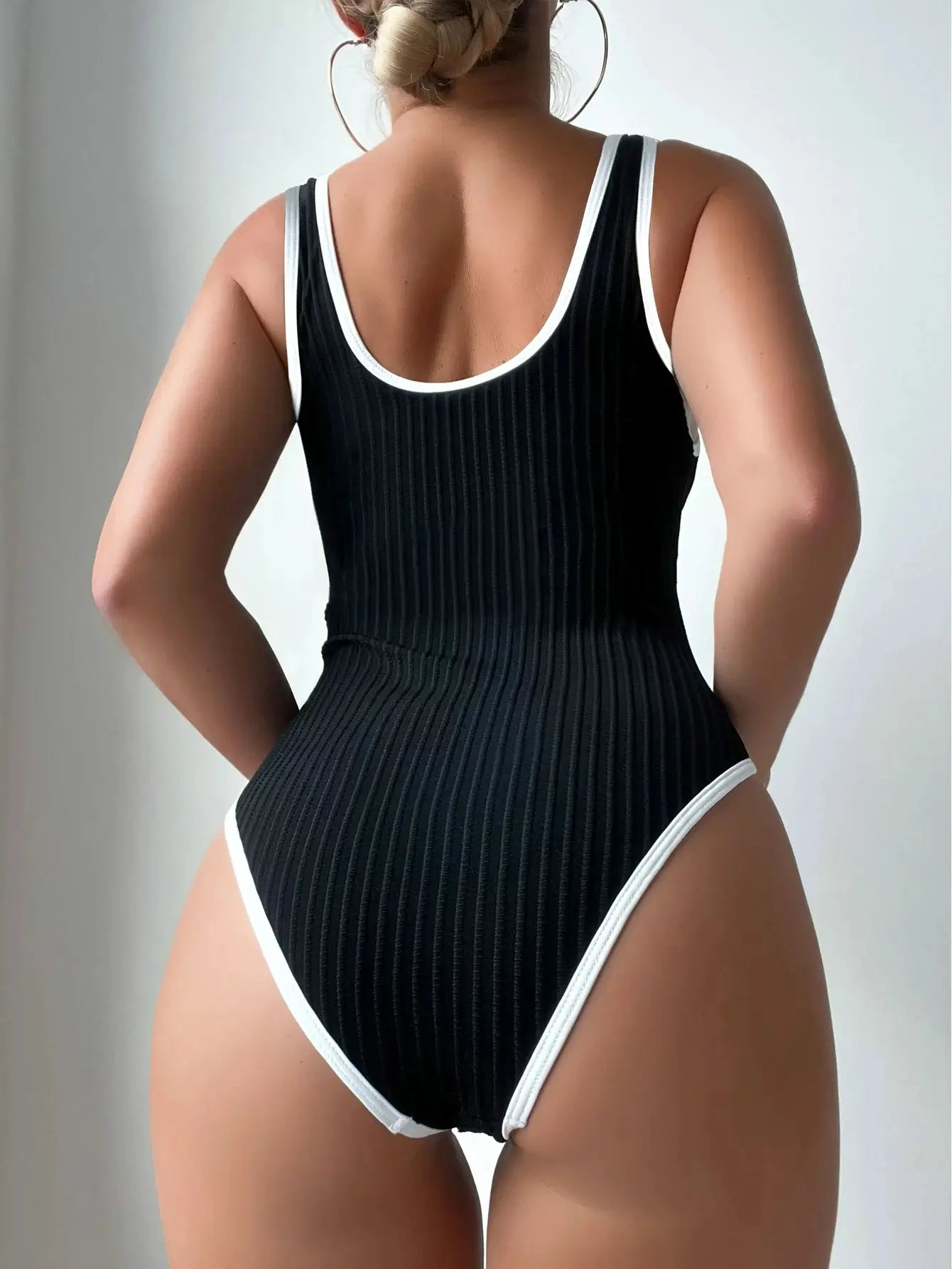 maio-preto-e-branco-ubatuba-02