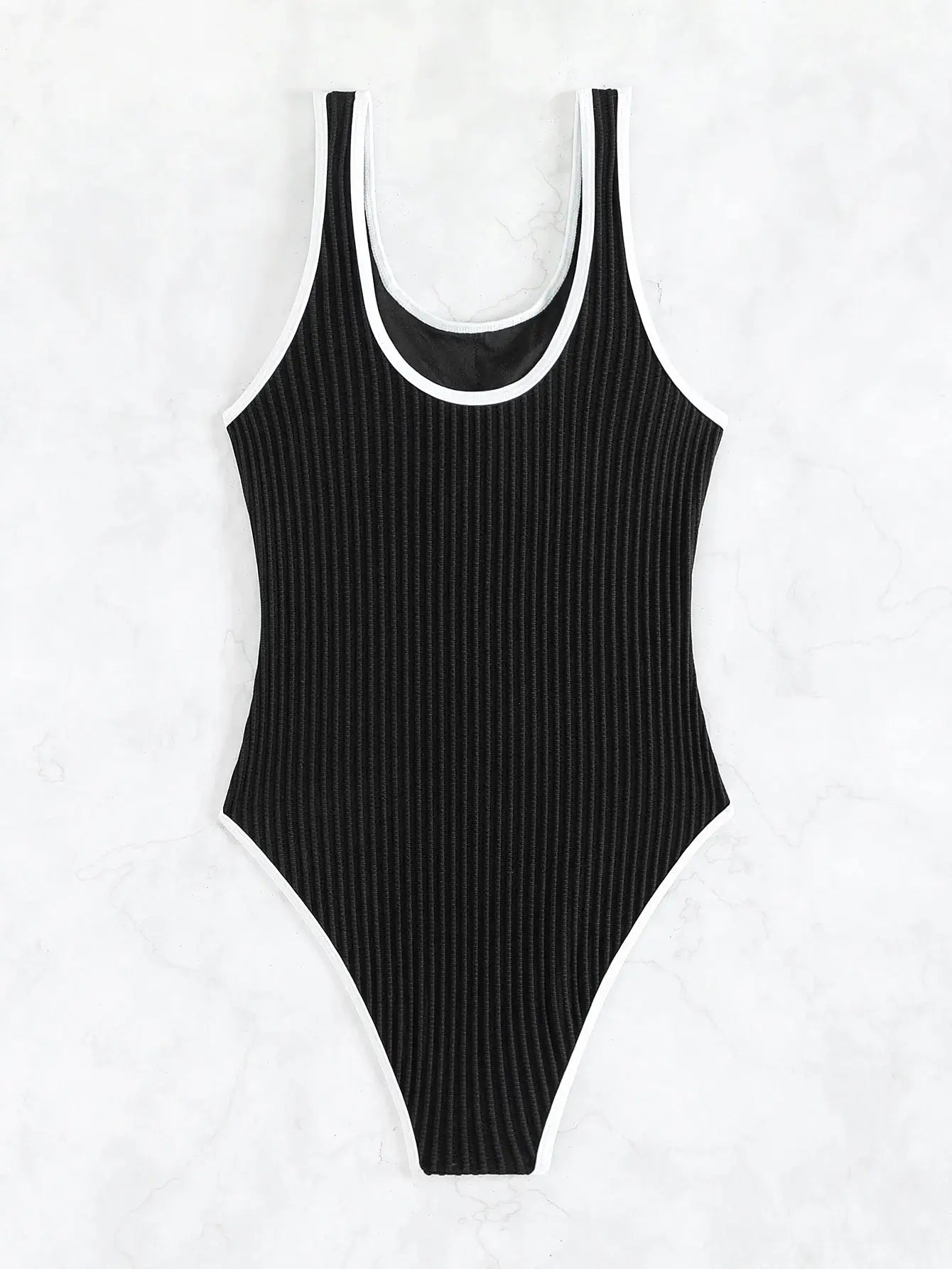 maio-preto-e-branco-ubatuba-03