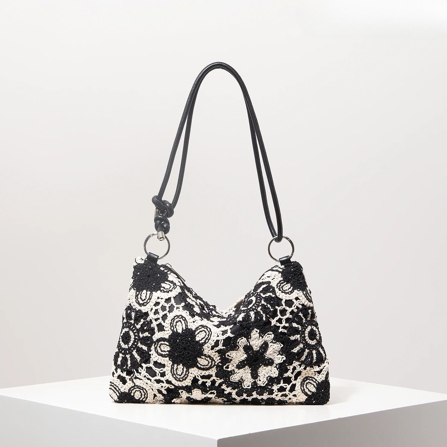 bolsa-de-croche-floral-el-nido-01