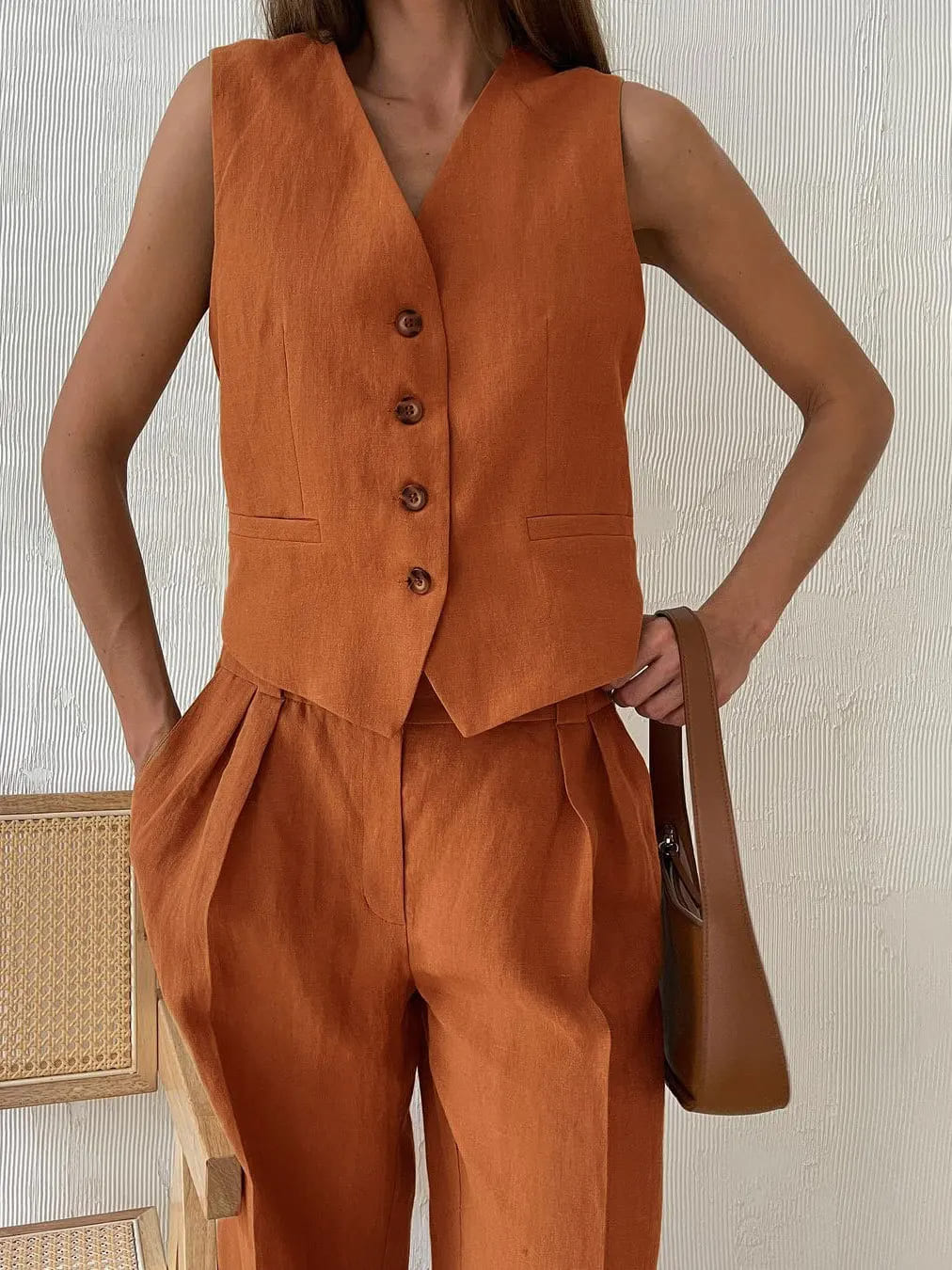 conjunto-alfaiataria-feminino-laranja-calca-e-colete-malu-04
