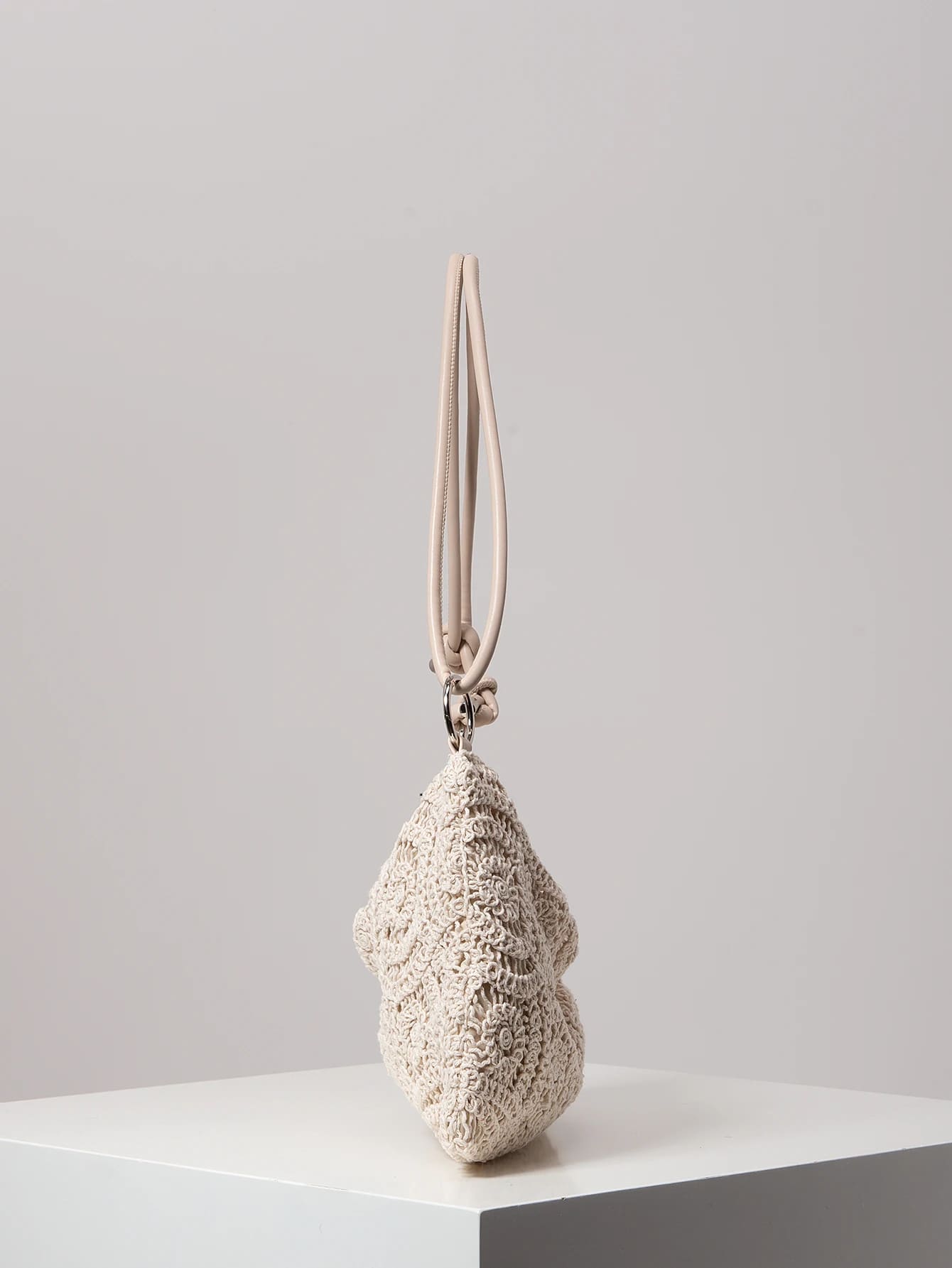 Bolsa_de_Praia_Branca_El_Nido_04