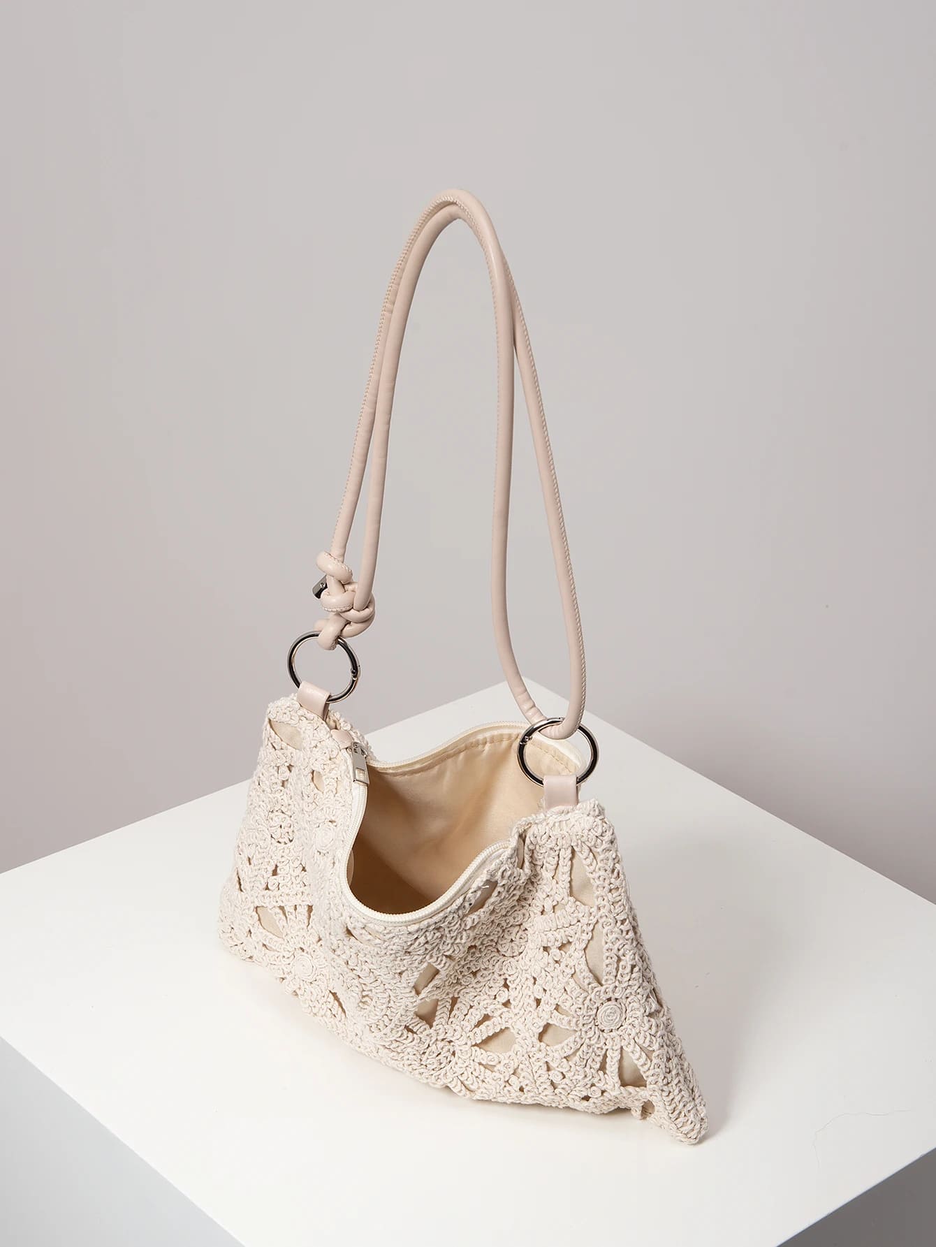 Bolsa_de_Praia_Branca_El_Nido_03