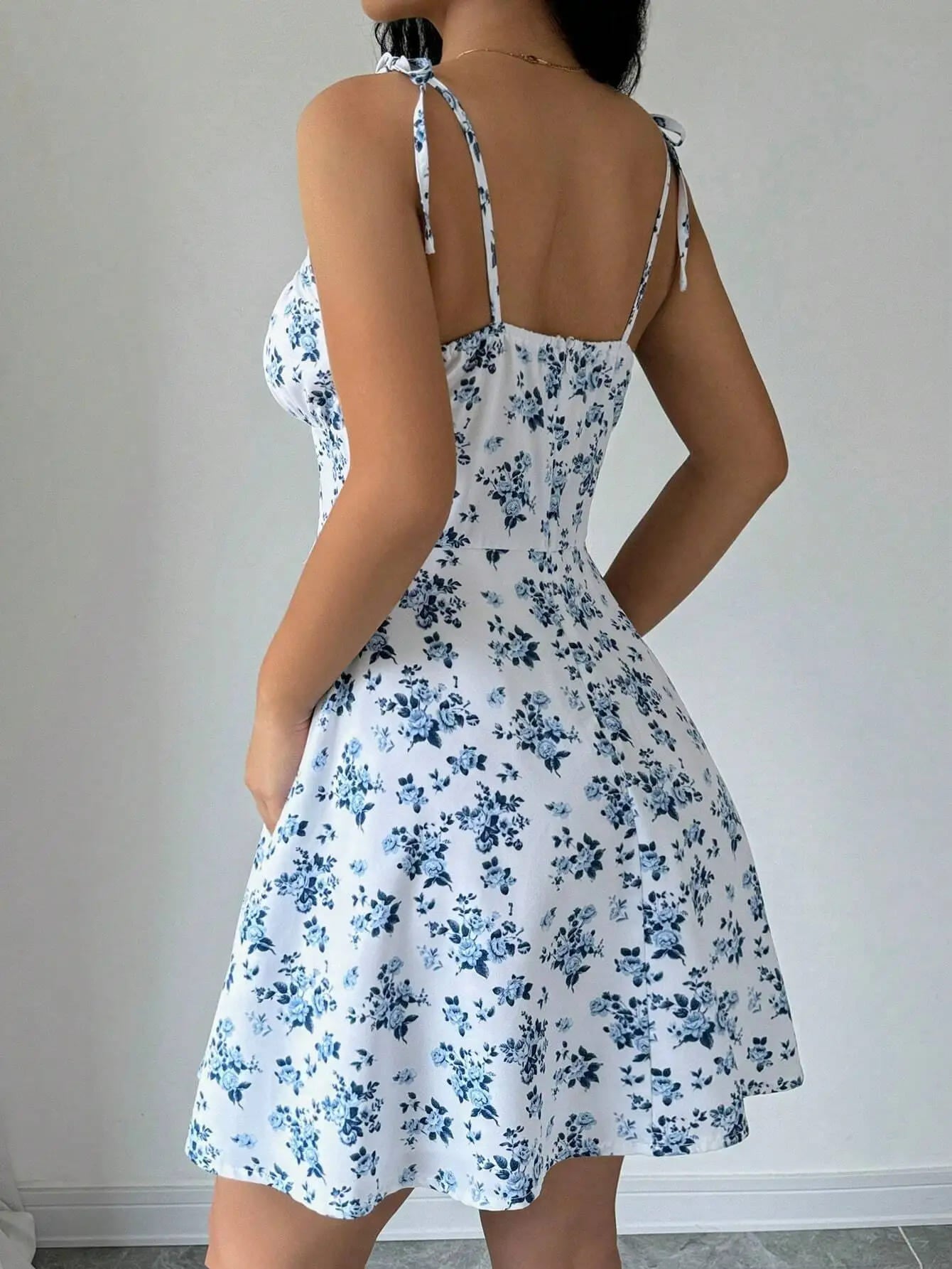 Vestido_Curto_Azul_Florido_Guarujá_01