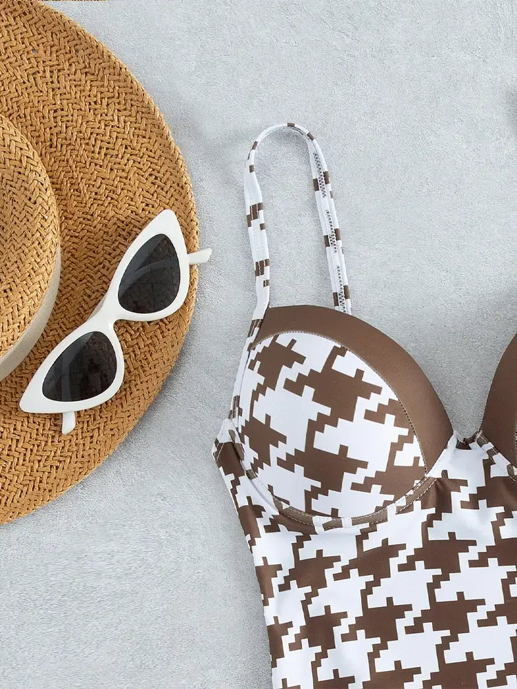 Maiô_com_bojo_White_Earth_Luxe_05